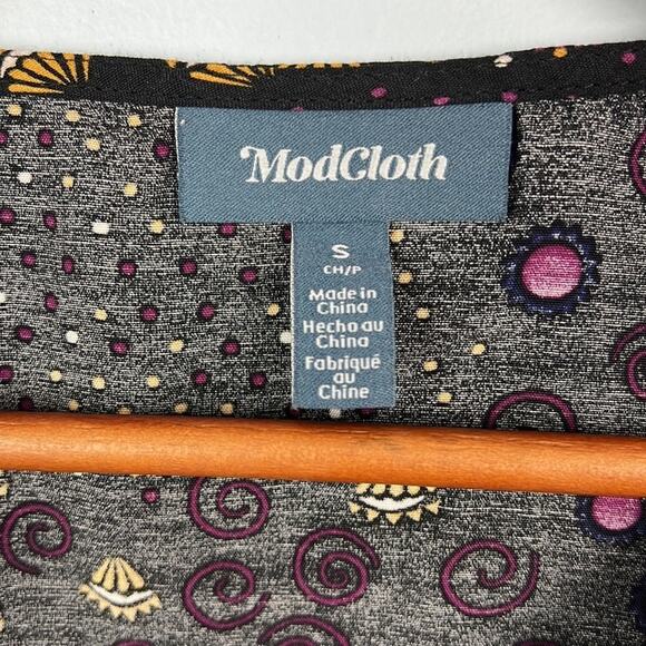 ModCloth floral tie sleeve blouse size small - Picture 4 of 8